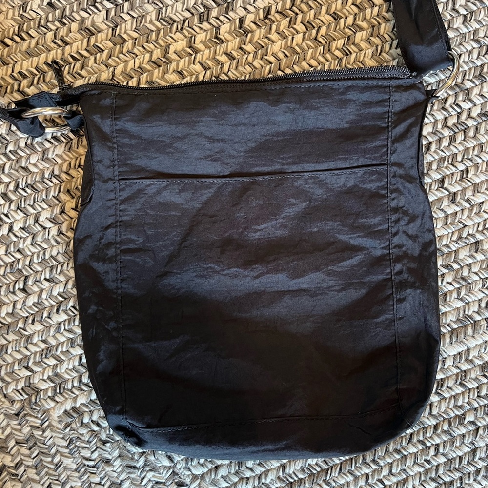 Peak Gear Black RFID Block Crossbody Messenger Bag - Picture 7 of 10